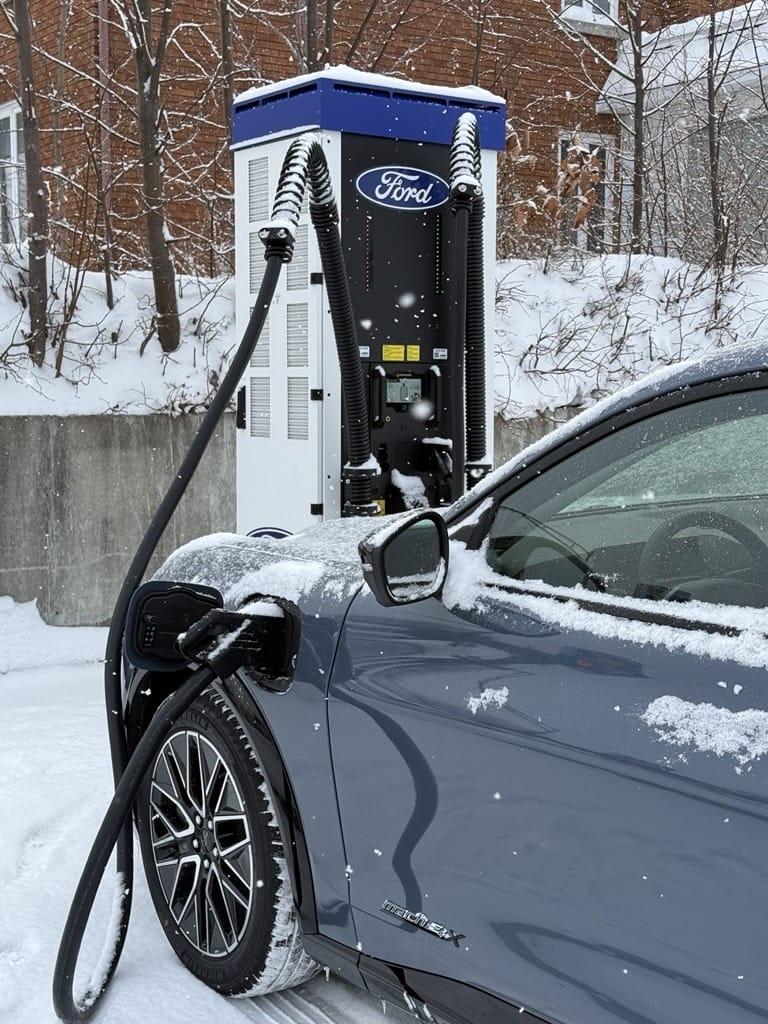 Ford St-Onge car dealership opens EV charging site at location with Kempower
